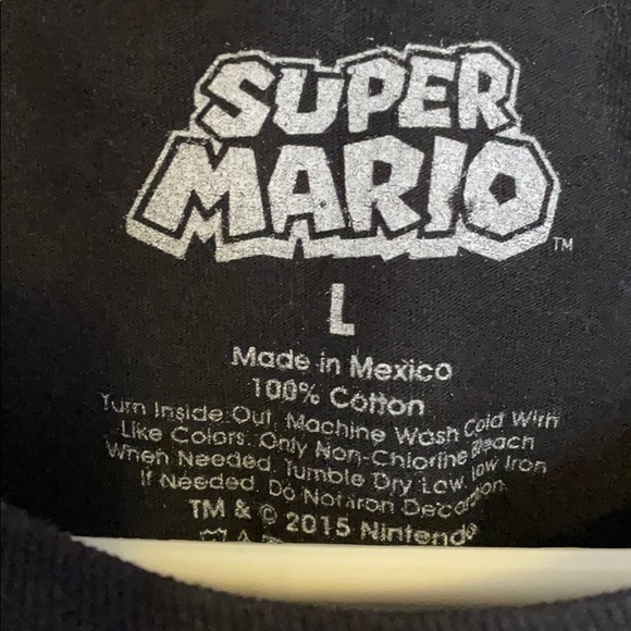 Fun Super Mario Graphic Tee! Size L - Picture 2 of 4